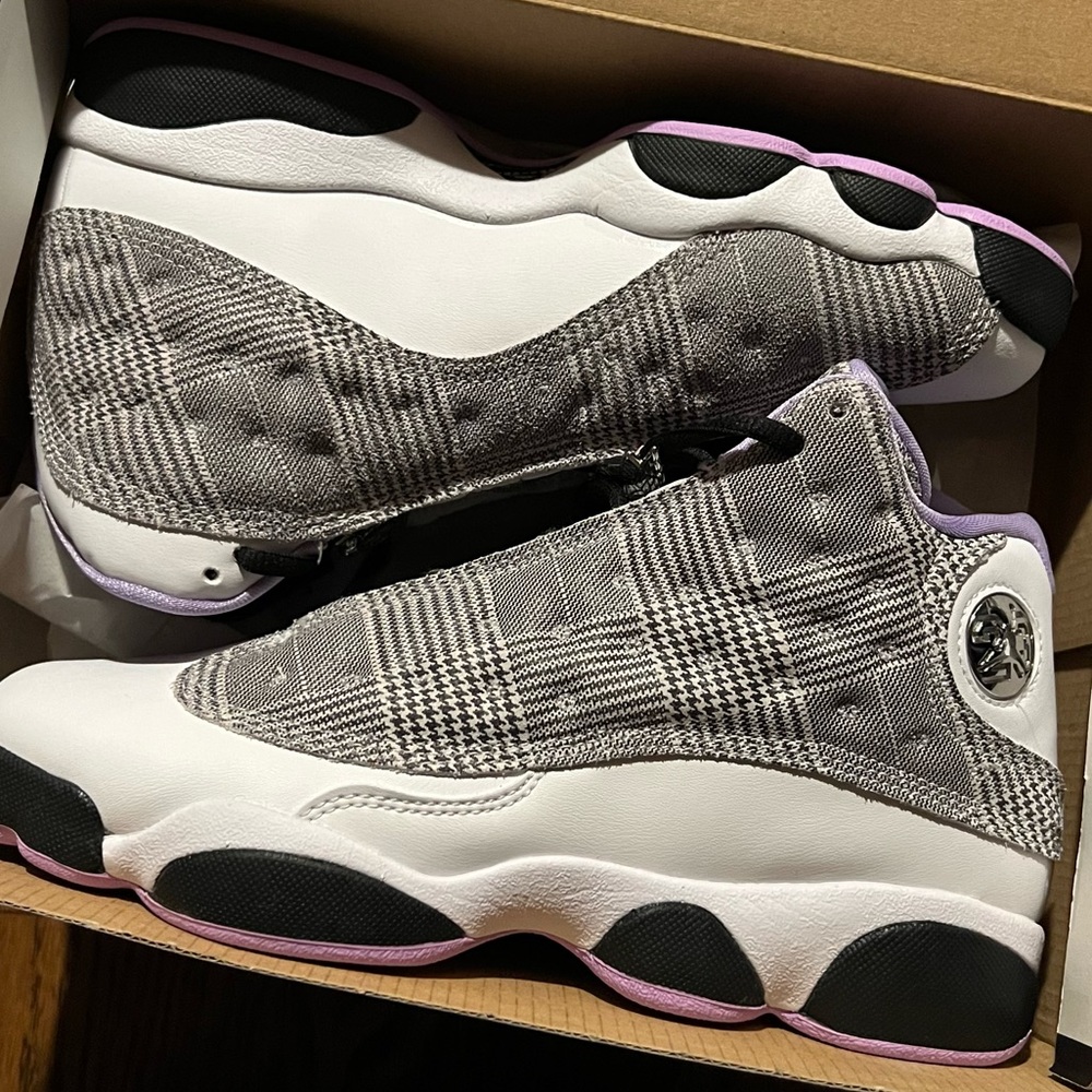 Brand New Nike Air Jordan 13 GS “HOUNDSTOOTH”